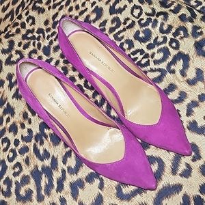 EUC!!! | Banana Republic | Madison | Fuchsia | Suede | Pumps | Size 8.